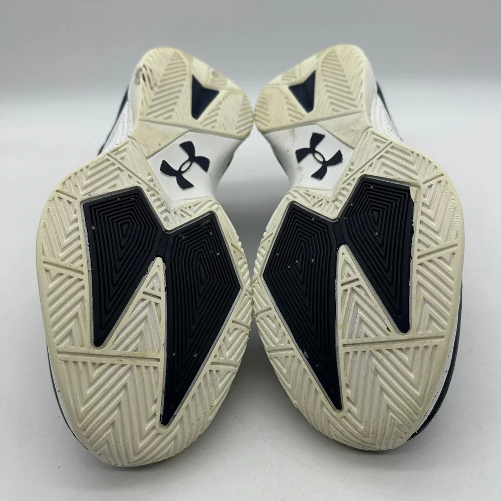 Under Armour 1290204-410 Womens Size 9.5 Sneakers Block City Volleyball Shoes‎